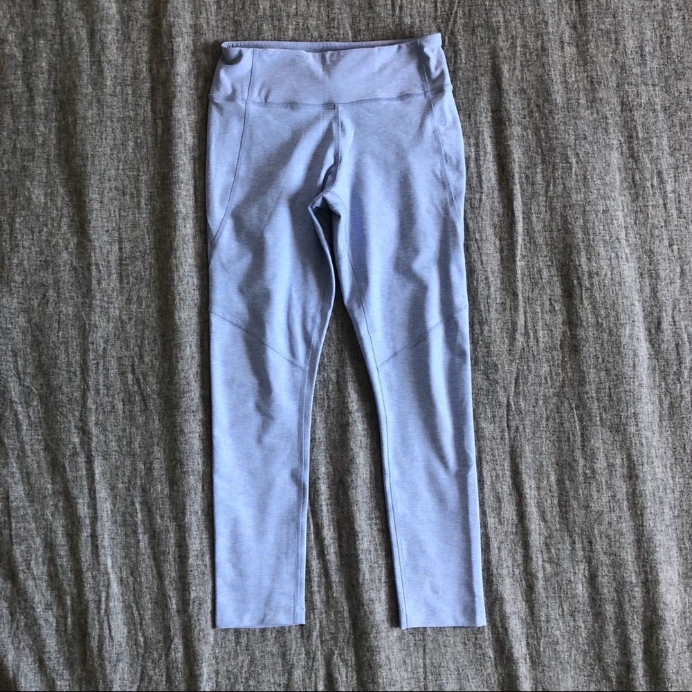 NWOT Outdoor Voices 3/4 Warmup Leggings Lilac - S